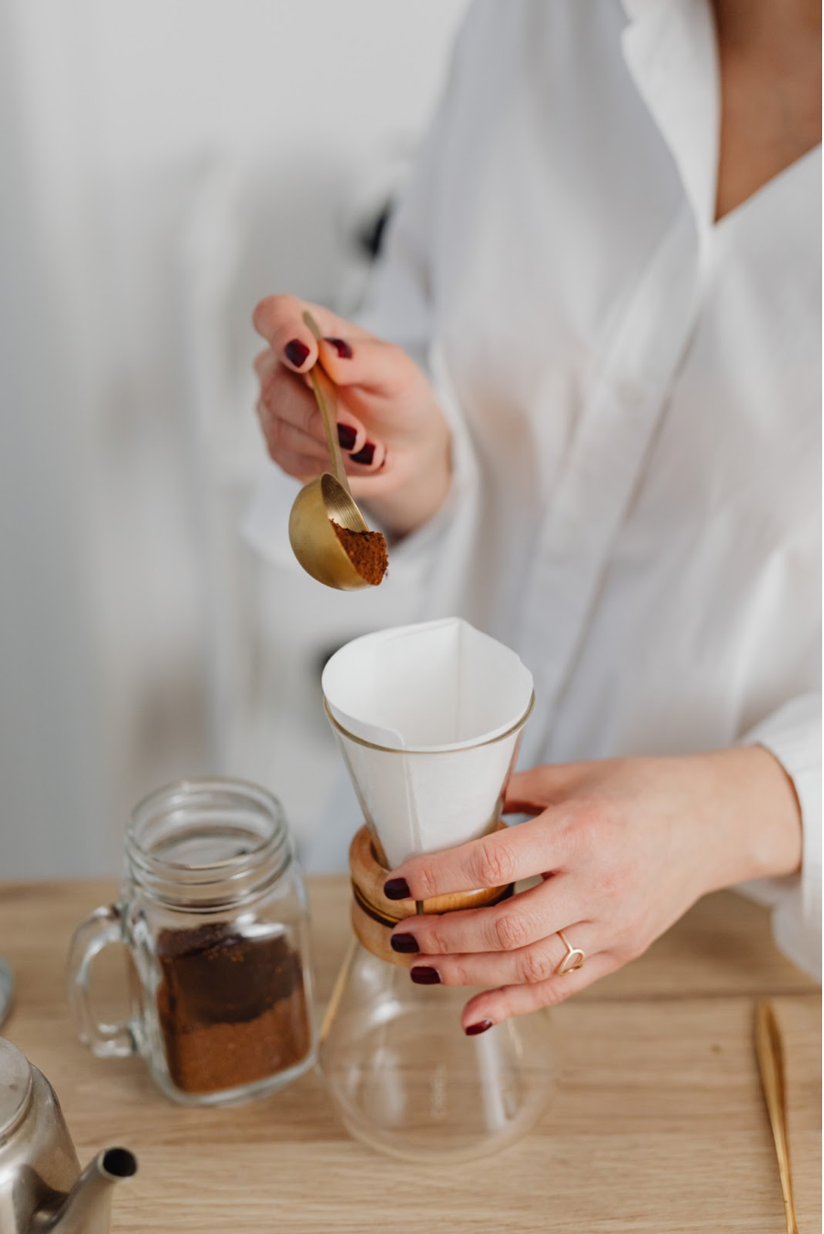 How Many Scoops of Coffee Makes 12 Cups?