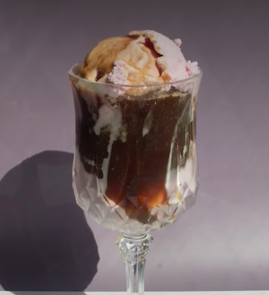 Strawberry Affogato Recipe