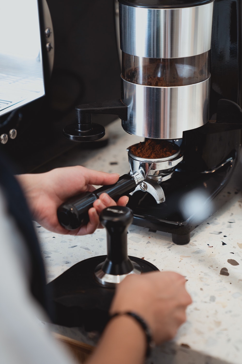 A Breakdown of Baratza Coffee Grinders